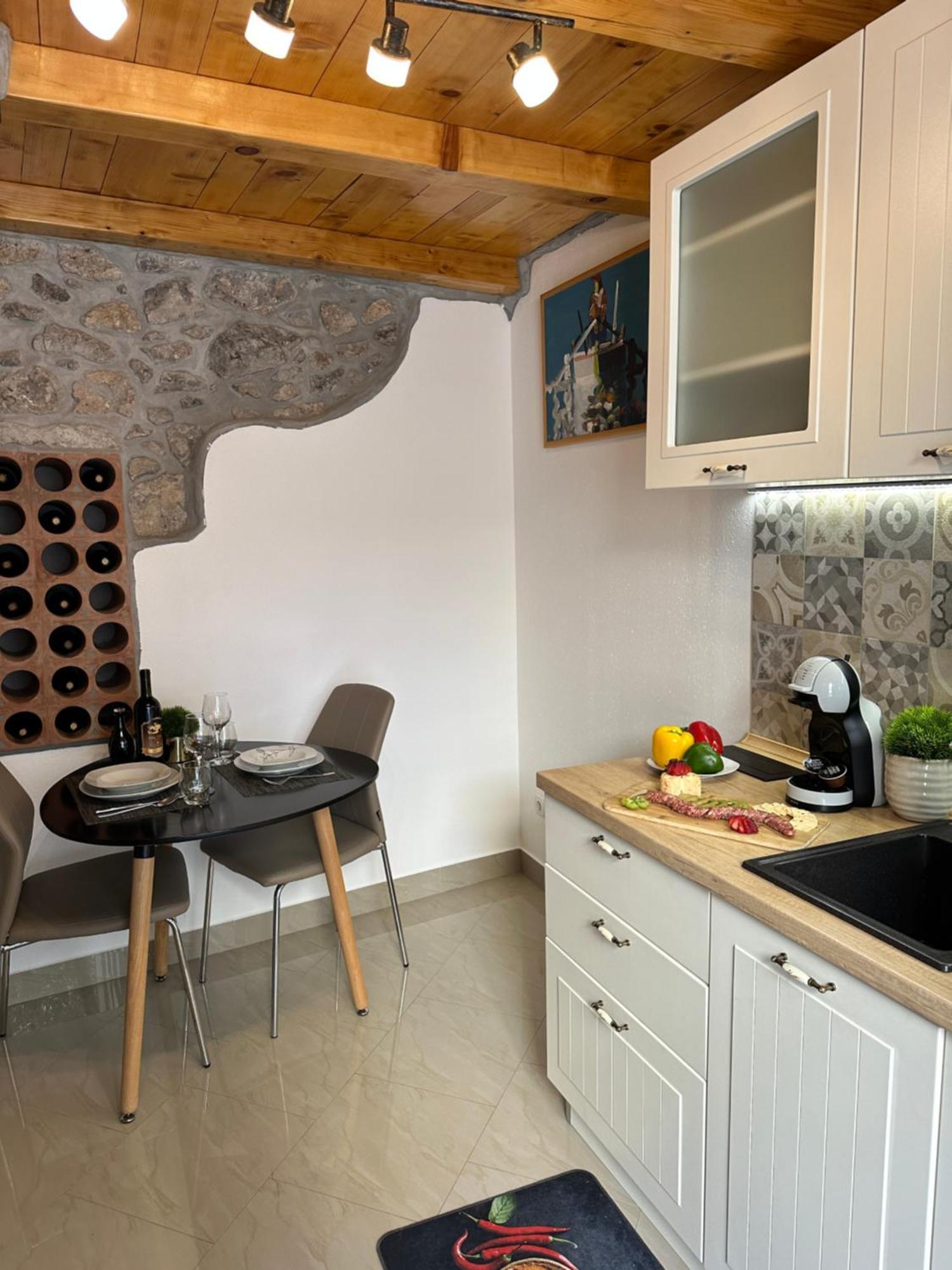 Villa Volos Apartment Karmen With Roof Terrace, Sea View, Free Private Parking Opatija Exteriör bild